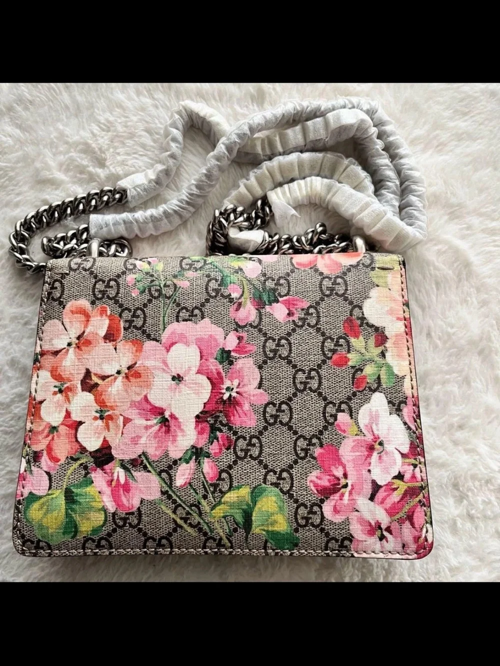 Gucci GG Supreme Crossbody Bag with Pink Floral Print